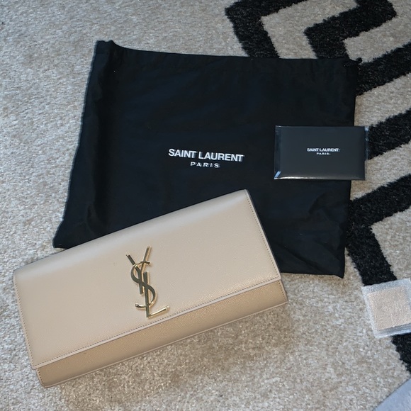 Saint Laurent Clutch AUTHNETIC - Picture 7 of 11